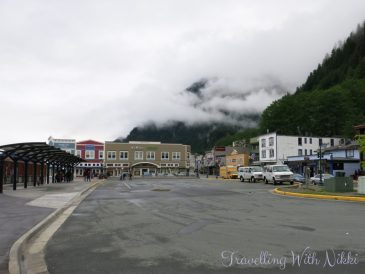 MendenhallBusJuneau2