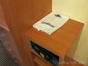 DisneyWonderNavigatorsVerandahStateroom10