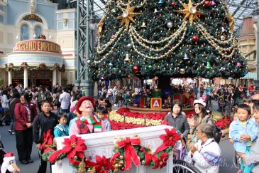 Christmas Fantasy 2014 – Tokyo Disneyland, Japan | Travelling With