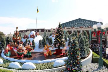 Christmas Fantasy 2014 – Tokyo Disneyland, Japan | Travelling With