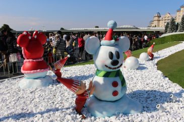Christmas Fantasy 2014 – Tokyo Disneyland, Japan | Travelling With