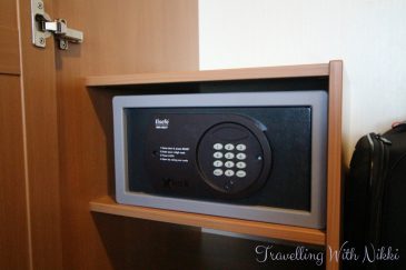 disneydreamstateroom5522-37